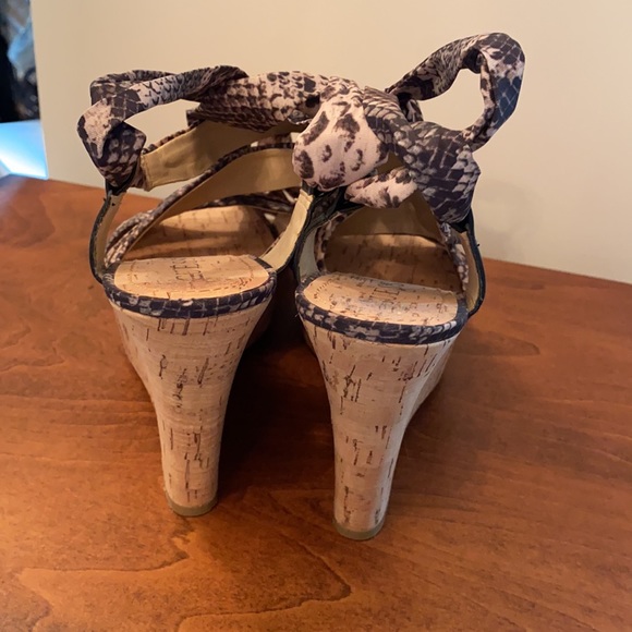 Guess wedge shoes - Picture 4 of 5